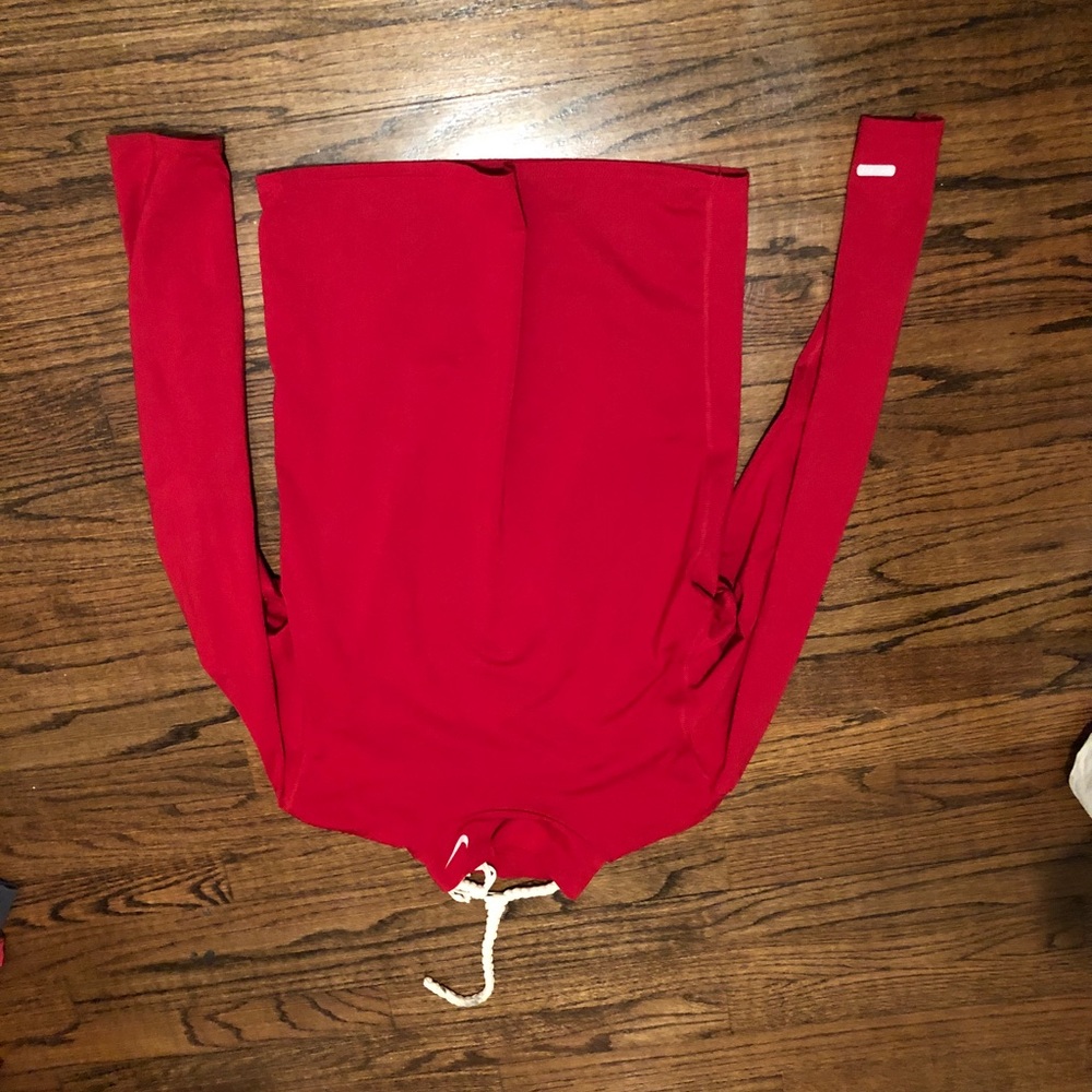 NIKE turtle crew neck thing